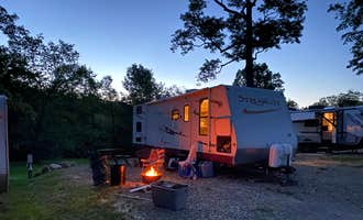 Camping near Heritage Farms: Woodside Lake Park, Streetsboro, Ohio