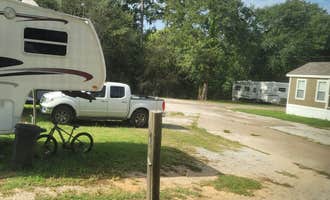 Camping near Buffalo Ridge RV Park: Pine Ridge RV Park, Kilgore, Texas