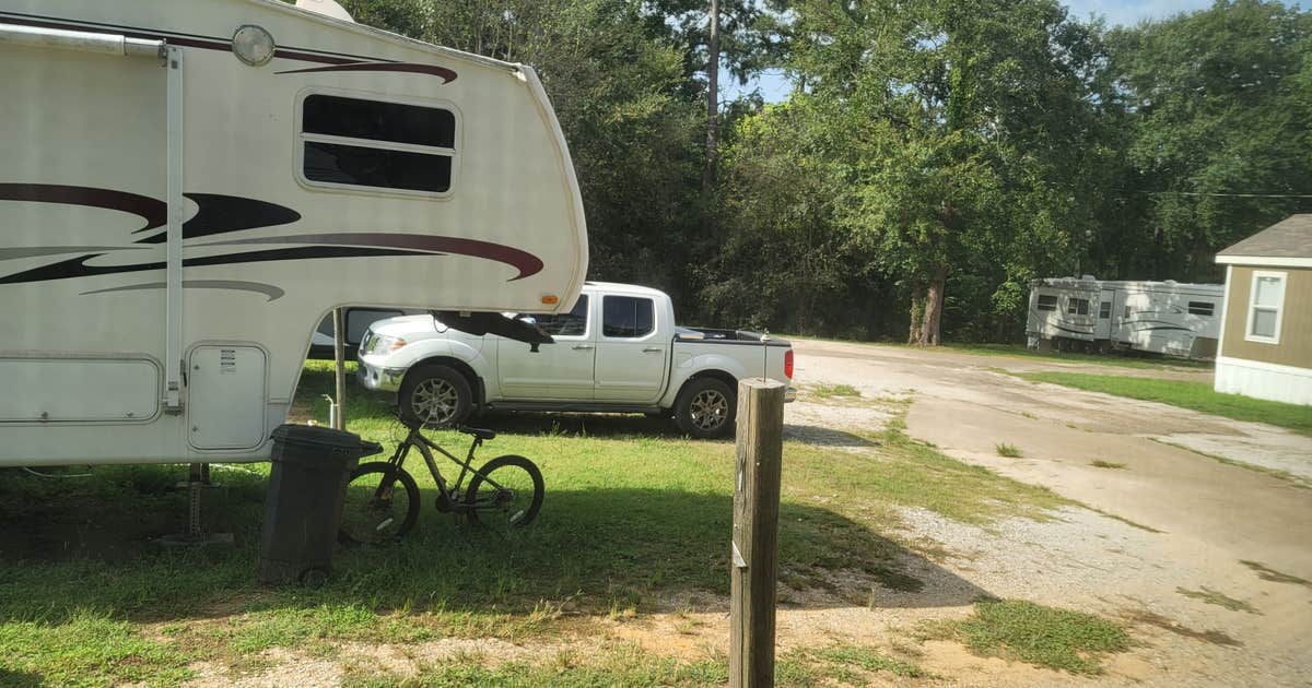 Camper-Submitted Photos of Pine Ridge RV Park