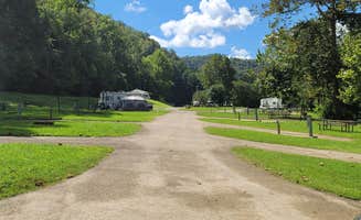 Maze M.'s photo of rv camping at Trace Branch near Manchester, KY