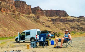 Max B.'s photo at McCormack Campground — Lake Owyhee State Park near Jordan Valley, OR