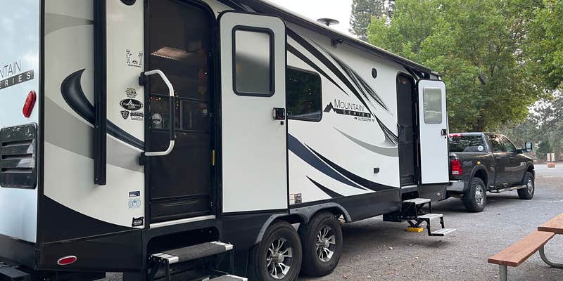 Camper submitted image from Friendly RV Park