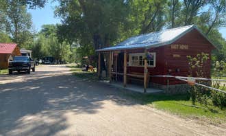 Camping near Lost Creek: Lazy Acres Campground and Motel, Encampment, Wyoming