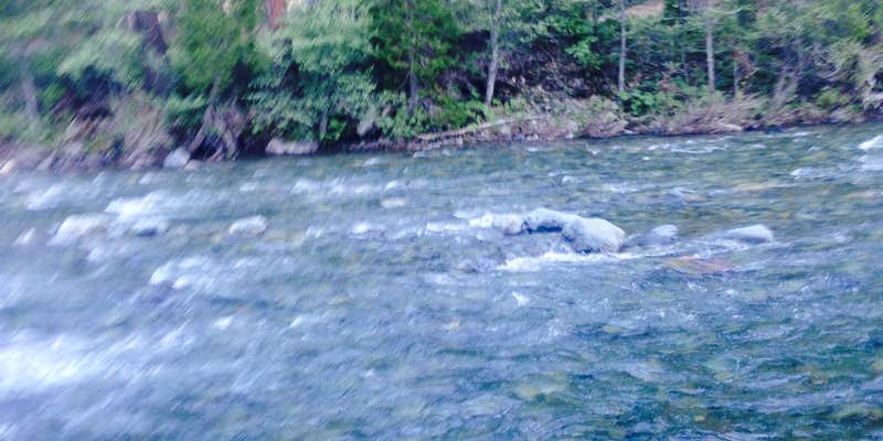 Camper submitted image from Ripple Creek Cabins