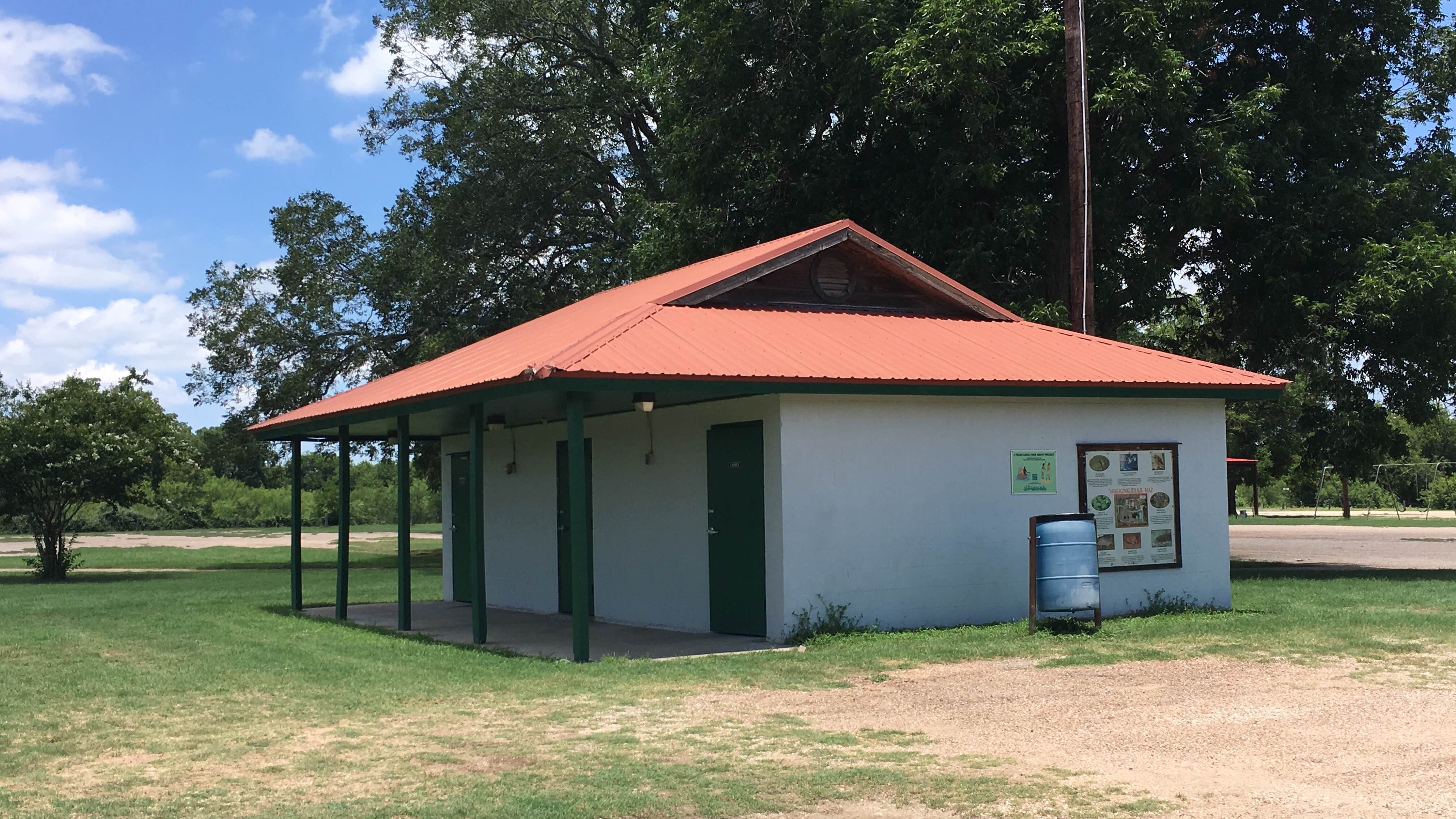 Camper submitted image from Vernon L Richards Riverbend Park - 3