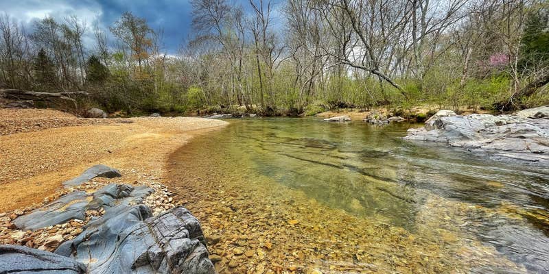 Camper submitted image from Fredrock Glampground