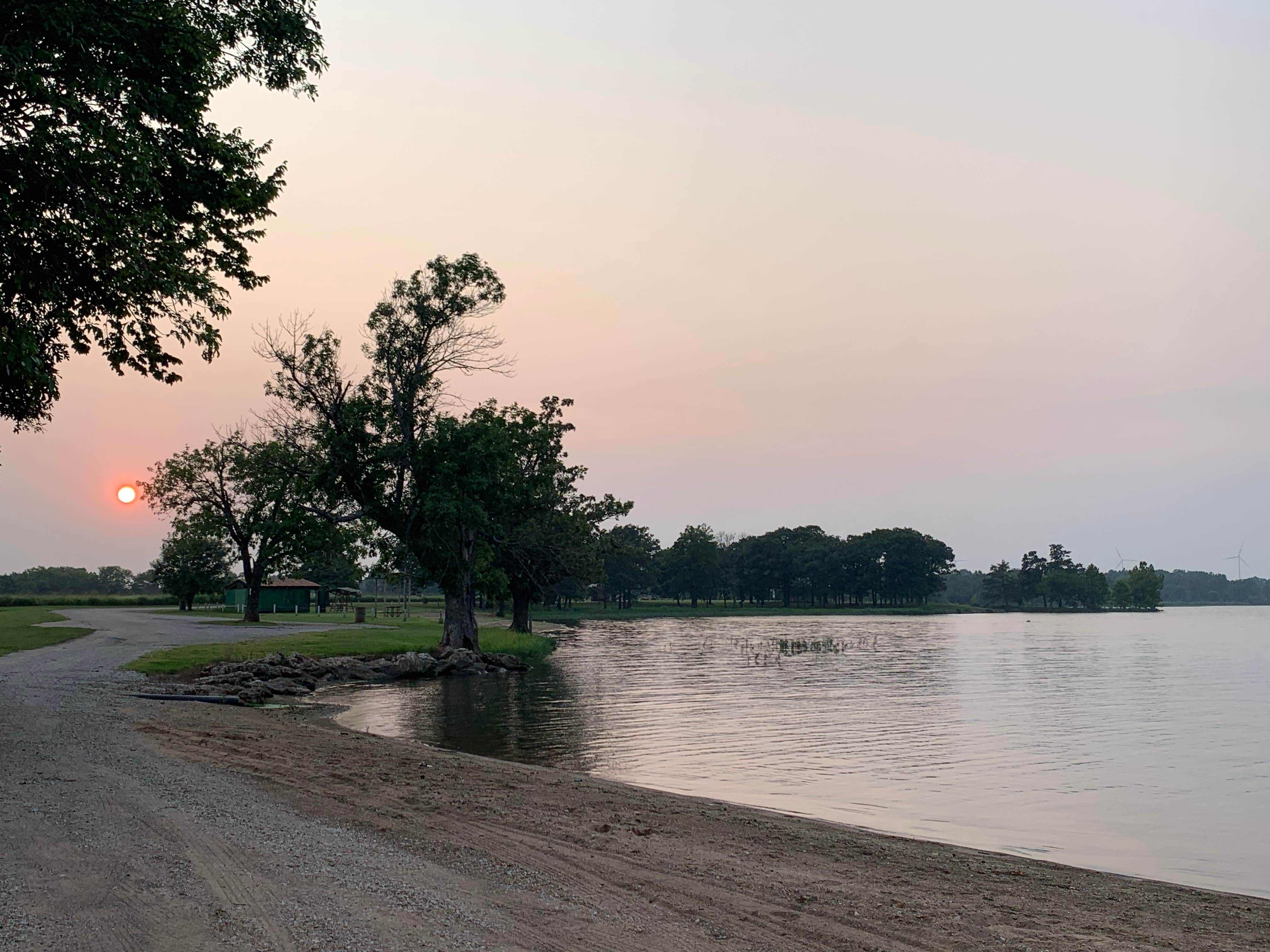 Camper submitted image from Labette County Lake Parsons Campground - 4