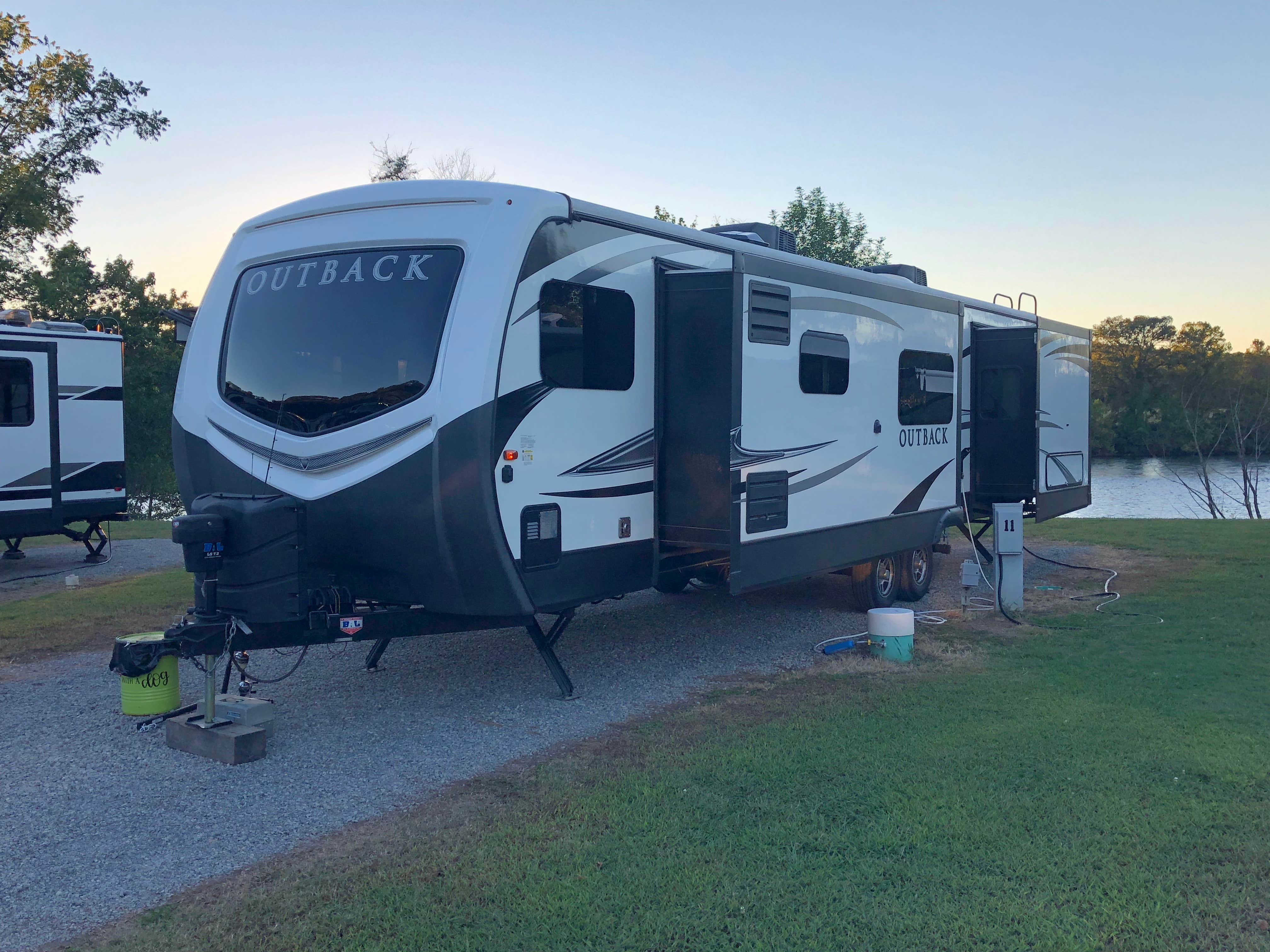 Les T.'s photo of rv camping at Denton Ferry RV Park & Cabin Rental near Cotter, AR