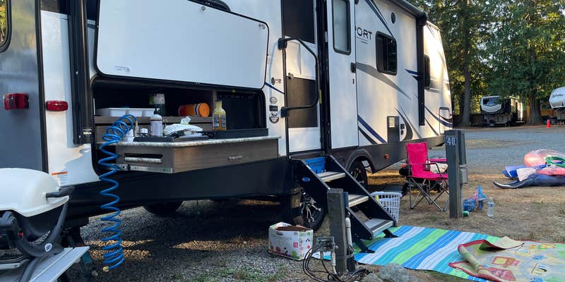 Camper submitted image from Lake Sawyer Resort