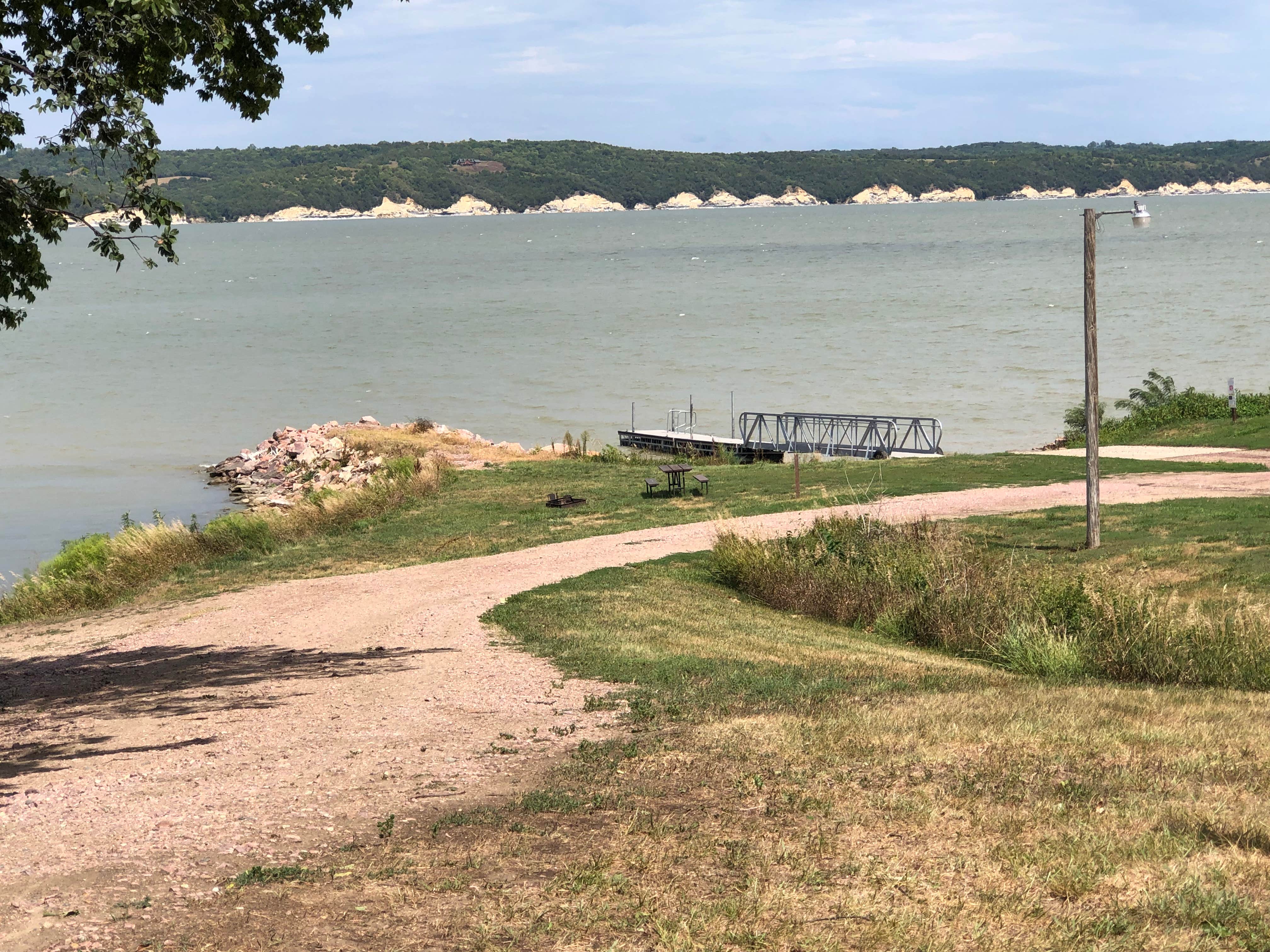 Camping near Gavins Horse Camp — Lewis And Clark Recreation Area: Bloomfield - Lewis and Clark SRA, Homme Lake, Nebraska