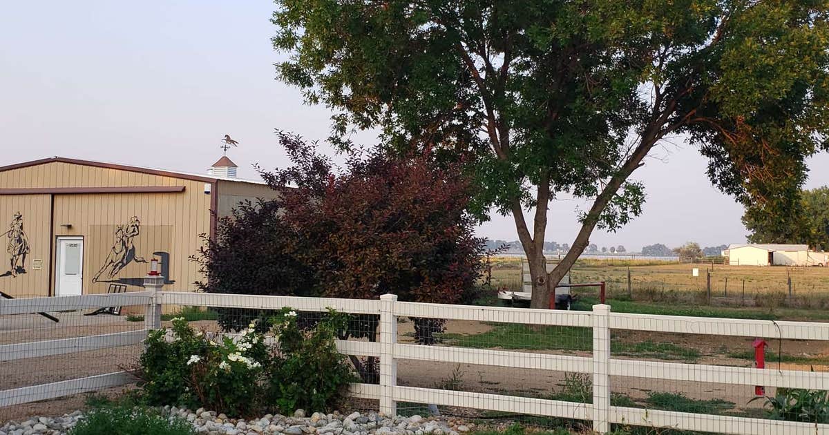 A Little Country in the City - County Line Hobby Farm