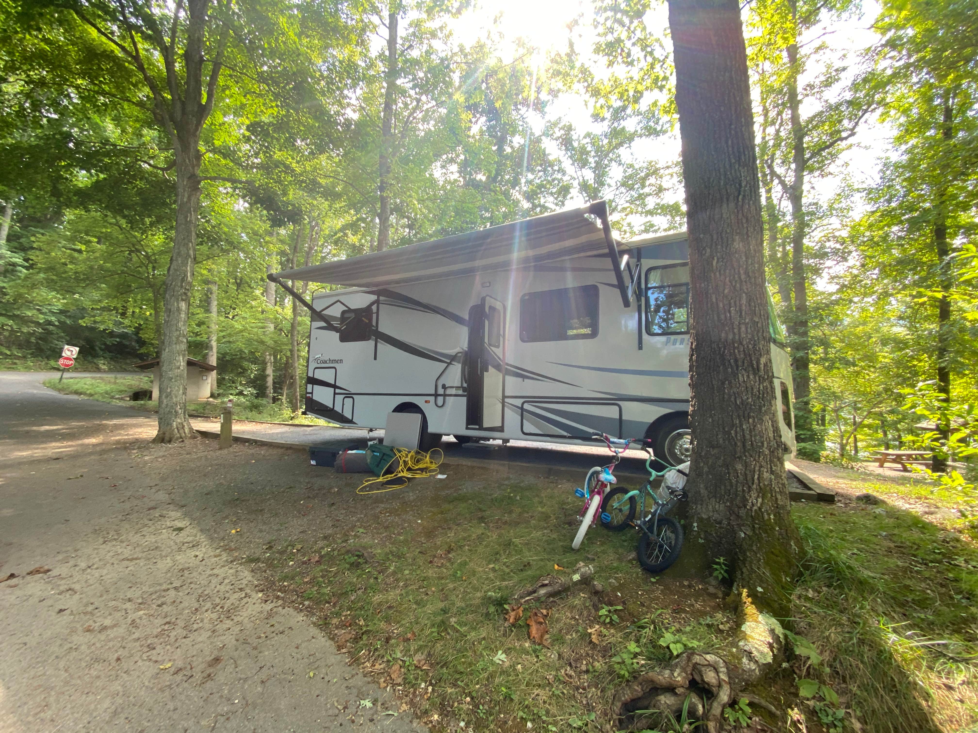 Boone's photo at Cardens Bluff Campground near Hampton, TN