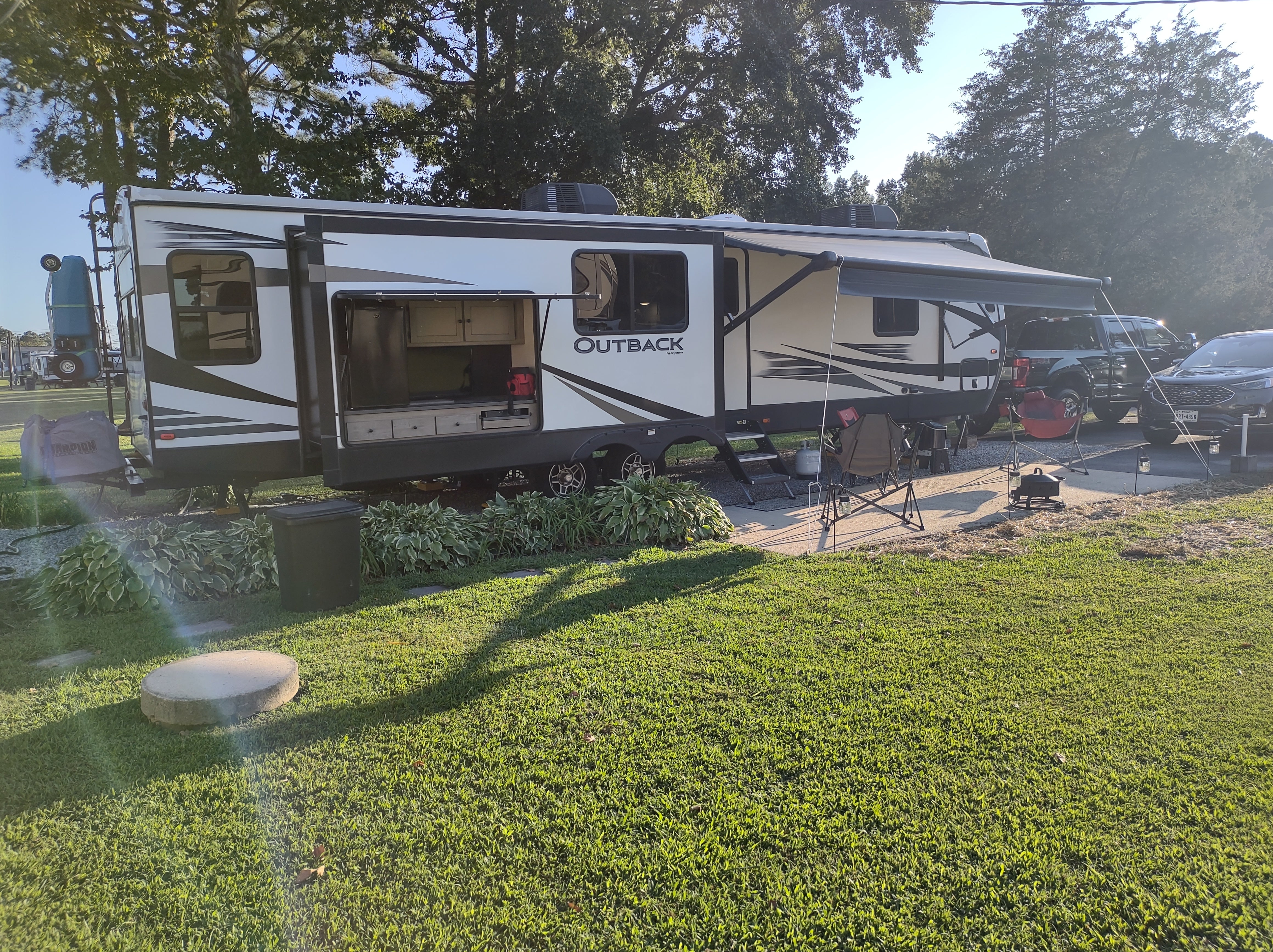 Camper submitted image from Coopers RV Park - 5