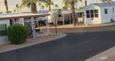 Apache Wells RV Resort
