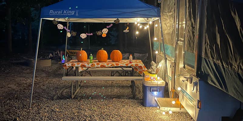 Camper submitted image from Arrowhead Lake Campground