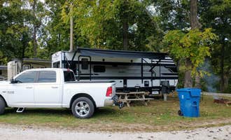 Camping near Casey KOA Kampground & RV Repair: Oblong Park and Lake, Newton, Illinois