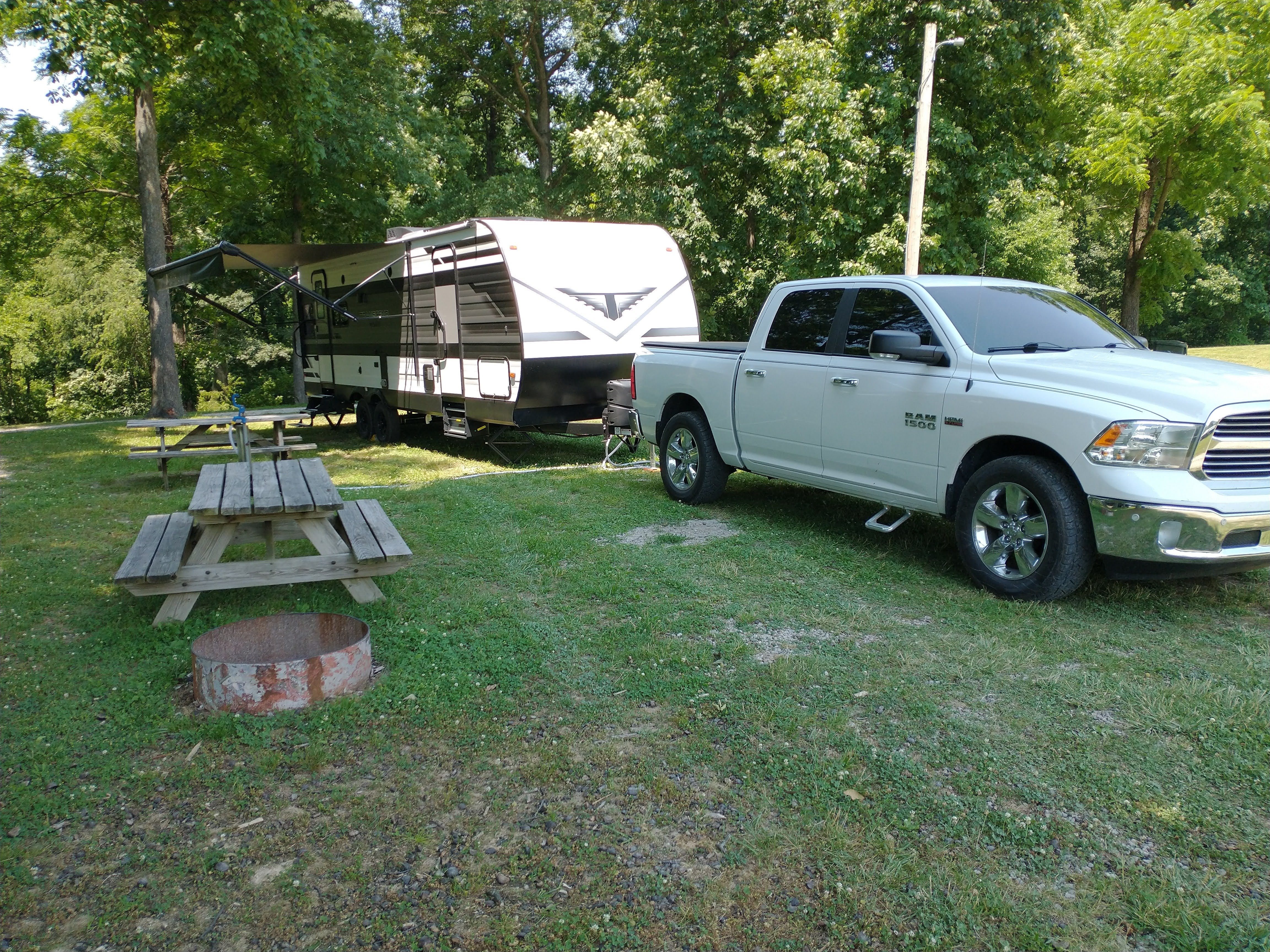Camper submitted image from Oblong Park and Lake - 2