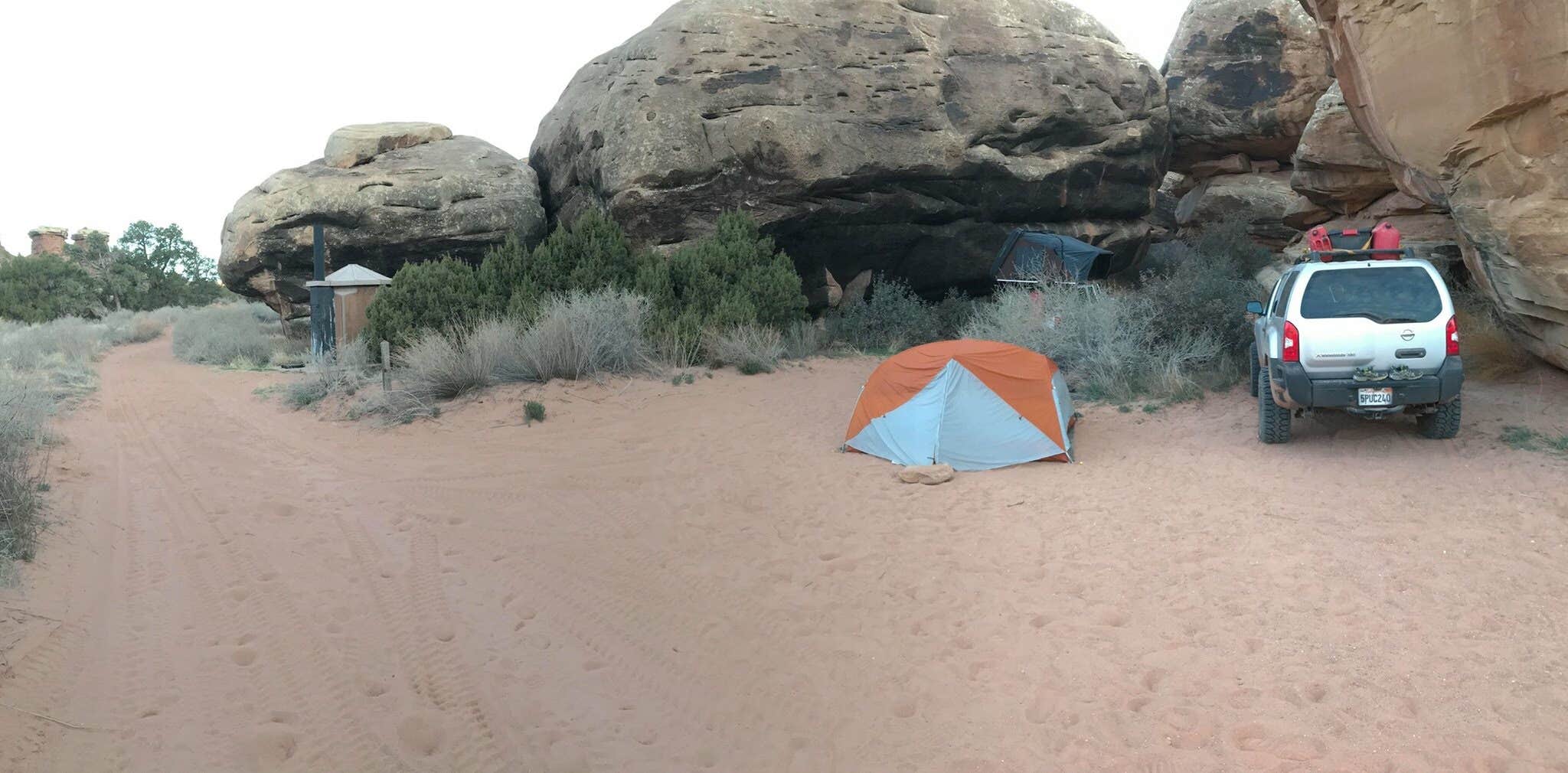 Kuo G.'s photo of tent camping at Devils Kitchen — Canyonlands National Park near Hanksville, UT