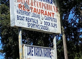 Bell's Marina, Restaurant, Hotel and Campground