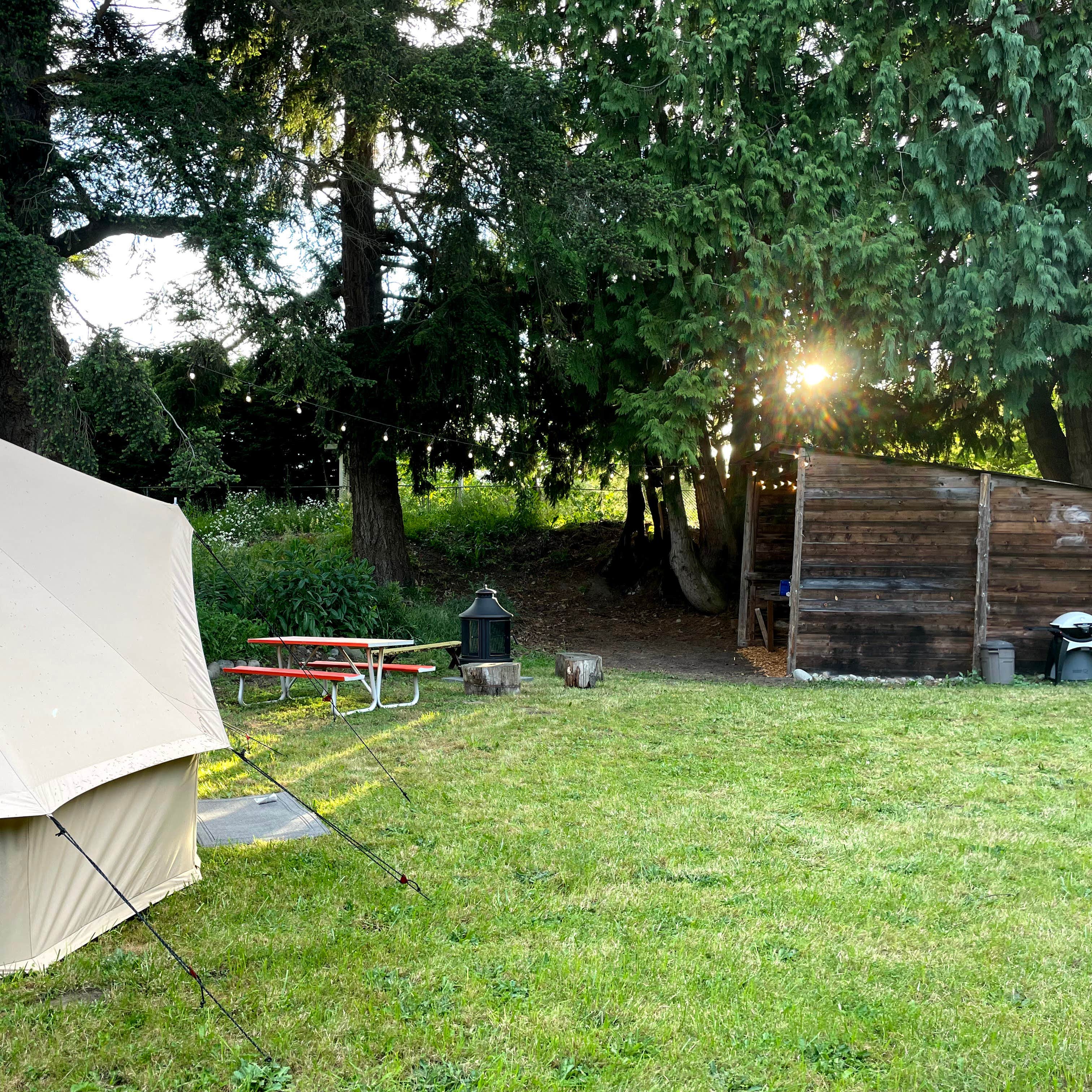 Set Up A Campsite Dish Washing Station — The Southern Glamper