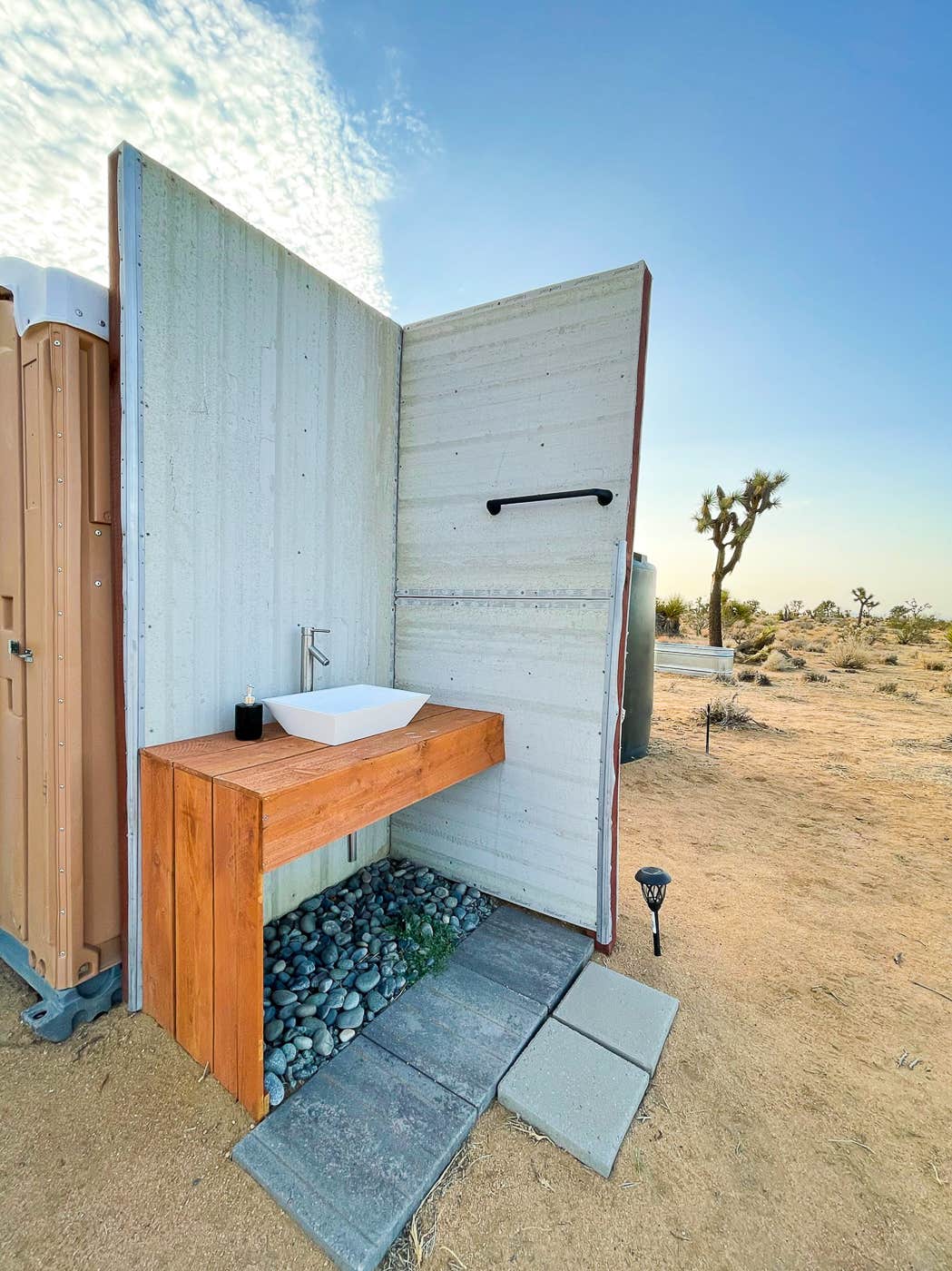 Camping near The Desert Dome: Desert Maui, Landers, California