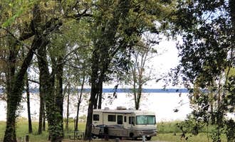 Camping near Allens Ferry at Little River: Saratoga Landing, Saratoga, Arkansas