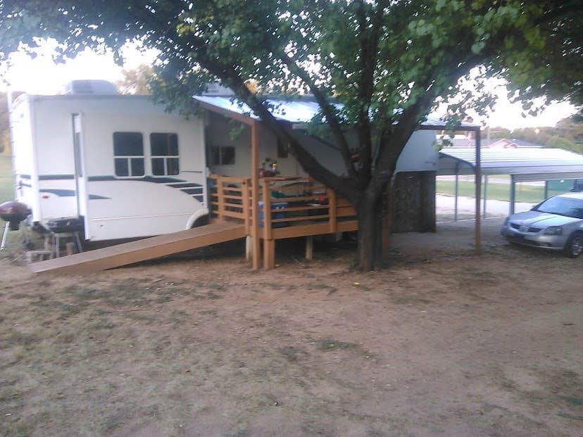 Camping near De Cordova Bend: Thorp Spring RV Park, Granbury, Texas