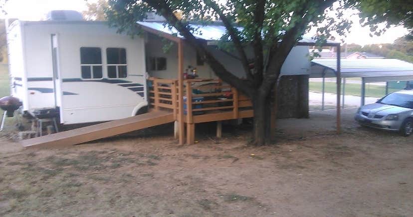 Thorp Spring RV Park