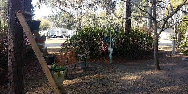 Camper submitted image from Inland Harbor RV Park