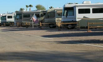 Camping near Gunny's RV Park & Military Museum: Eighty-Eight Shades RV Park, Quartzsite, Arizona
