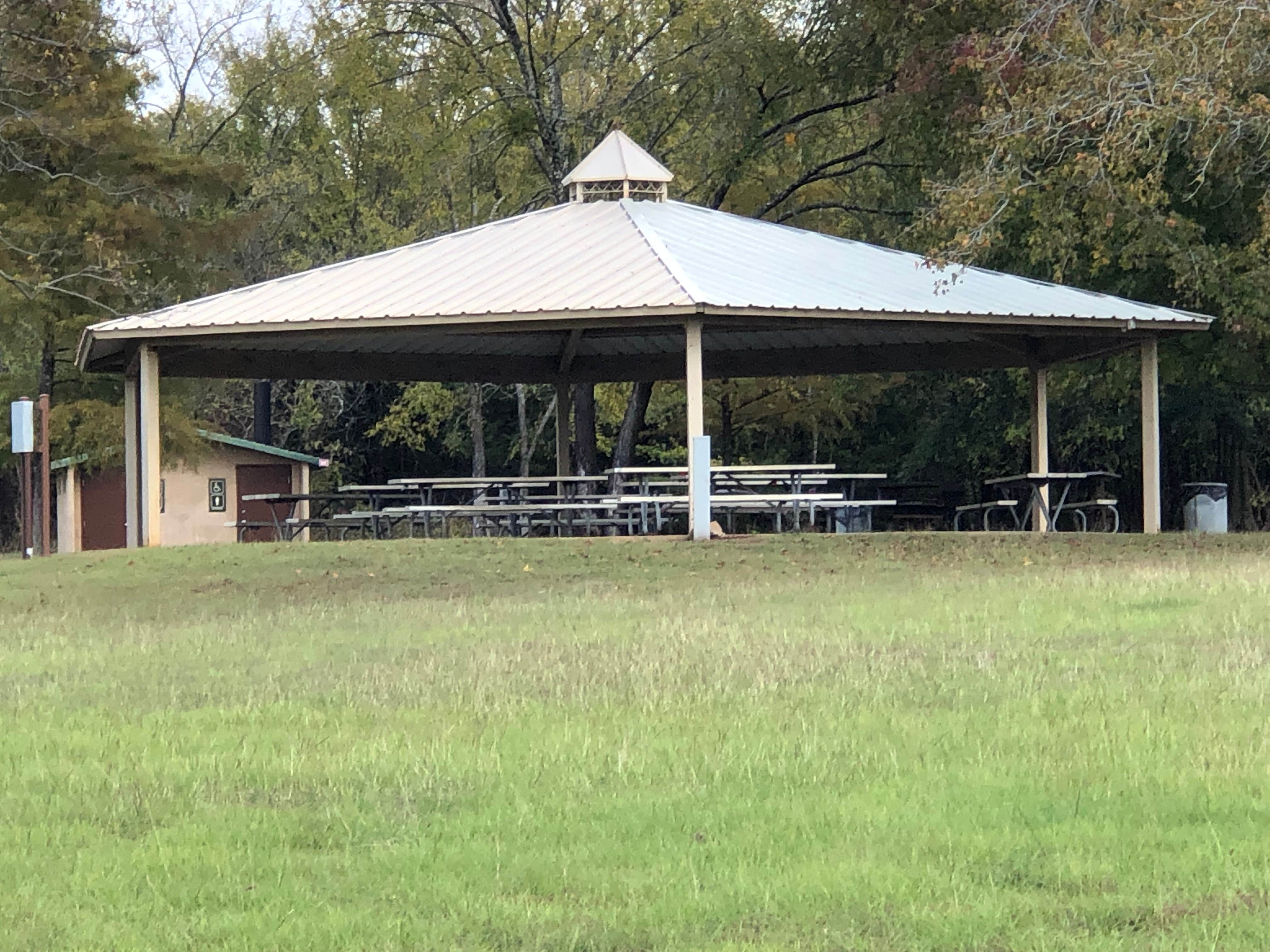 Camping near Eisenhower State Park Campground: Burns Run East Campground, Denison, Oklahoma
