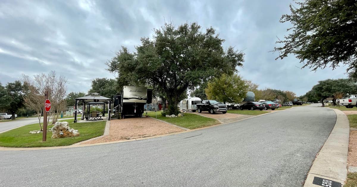 La Hacienda RV Resort & Cottages