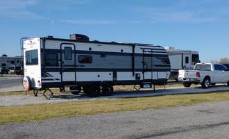 Camping near Lake Tawakoni State Park Campground: 1770 RV Park, Lone Oak, Texas