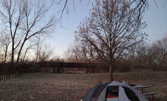 Camping near Chief Keokuk Campground — Johnson-Sauk Trail State Recreation Area: Hennepin Canal Lock 6 Campground, Princeton, Illinois