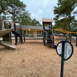 Nice playground located between the camp store and bathhouse in Loop B