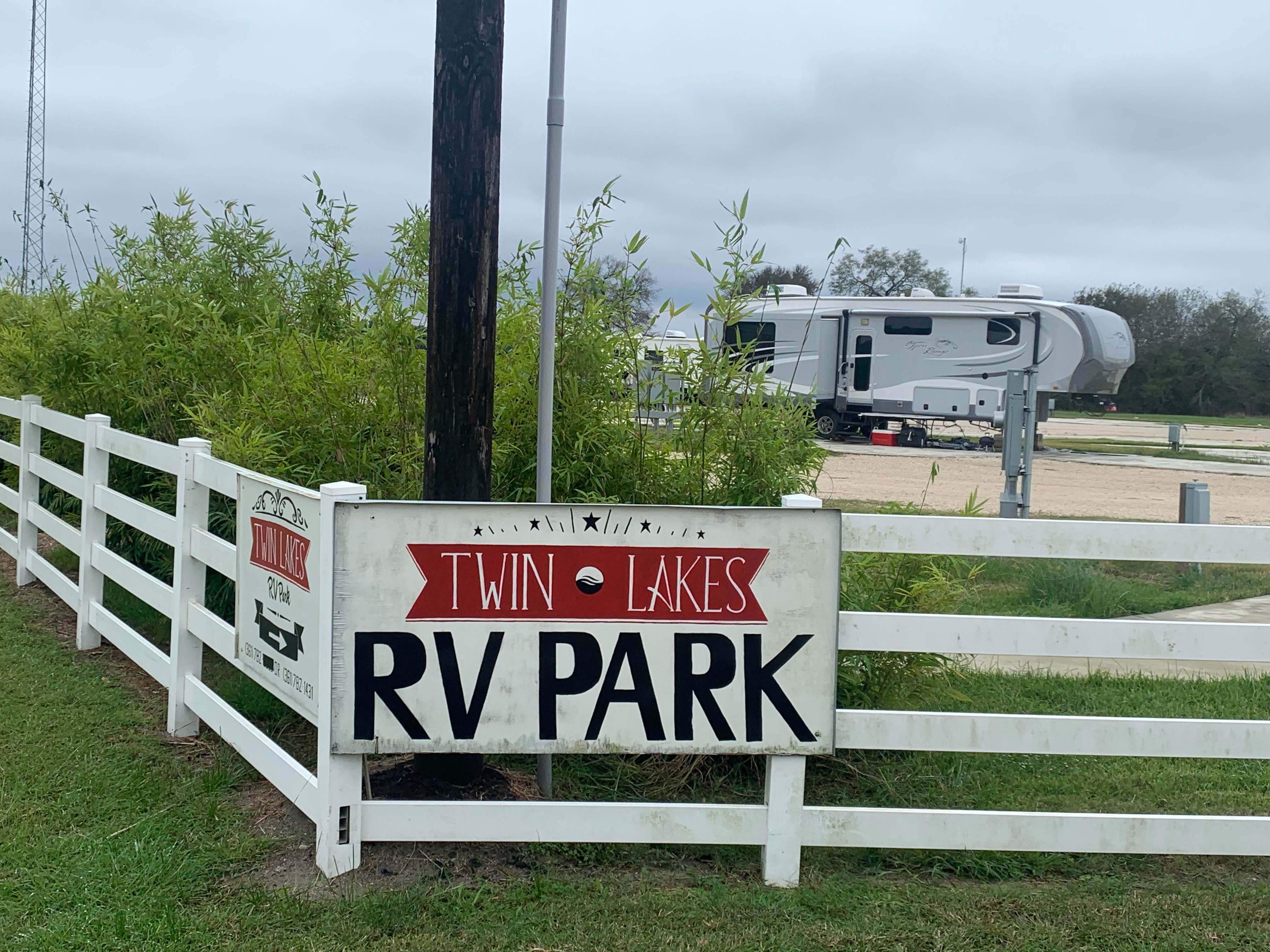 Camper submitted image from Twin Lakes RV Park - 4