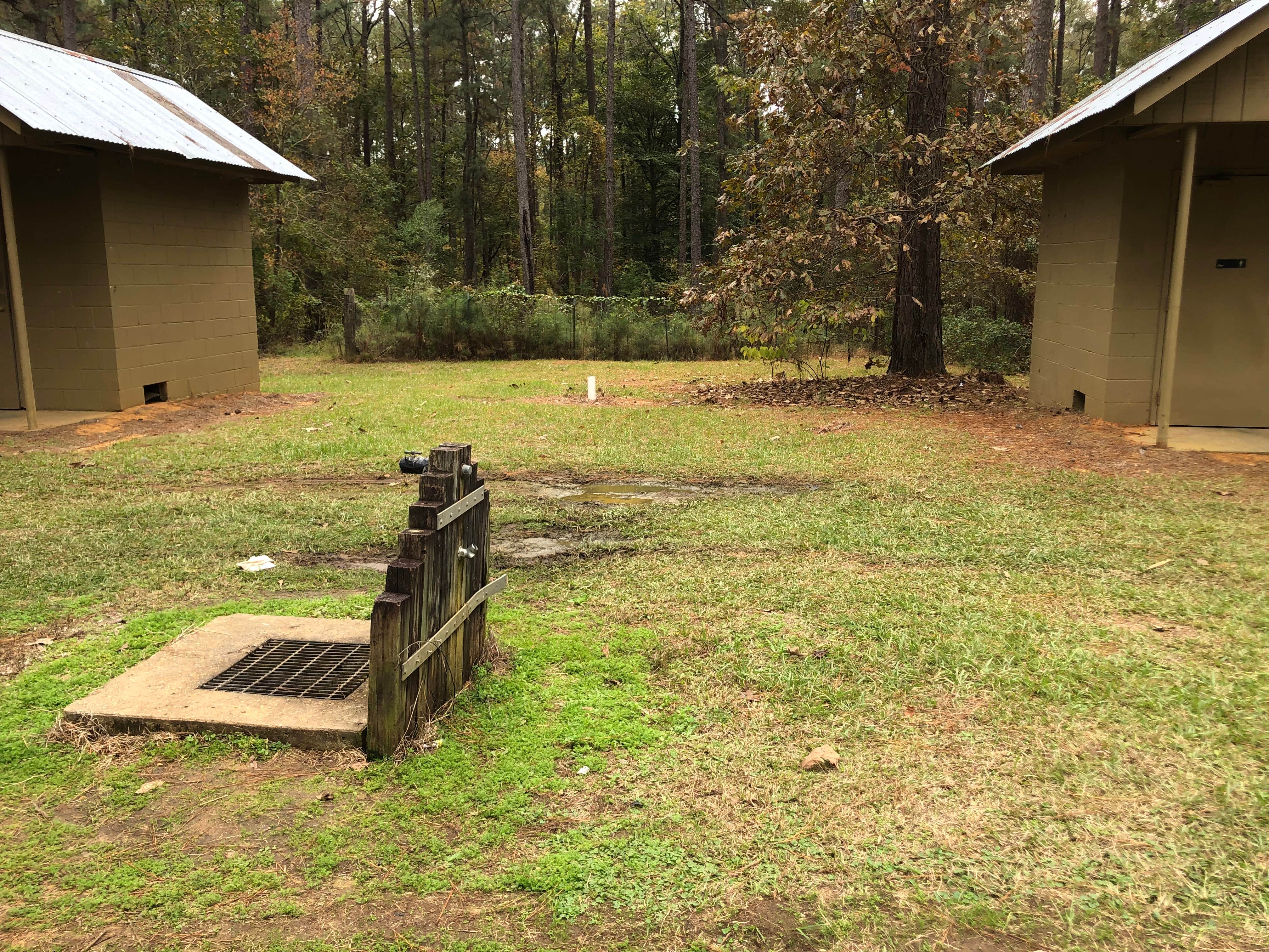 N I.'s photo of a cabin at Indian Creek Recreation Area near Turkey Creek, LA