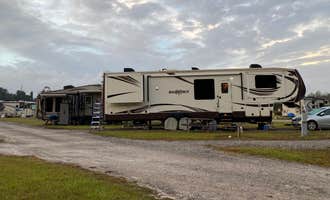 Camping near Dixon Memorial WMA - Hunter Camp: Jenny Ridge RV Park, Folkston, Georgia