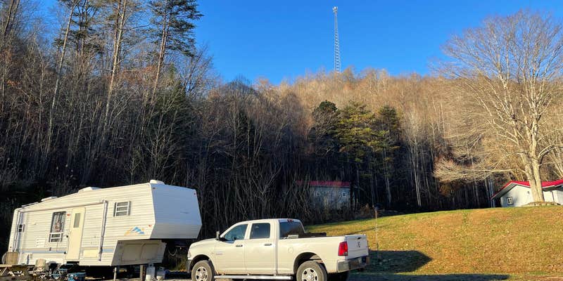 Camper submitted image from 4 Guys RV Park at Red River Gorge