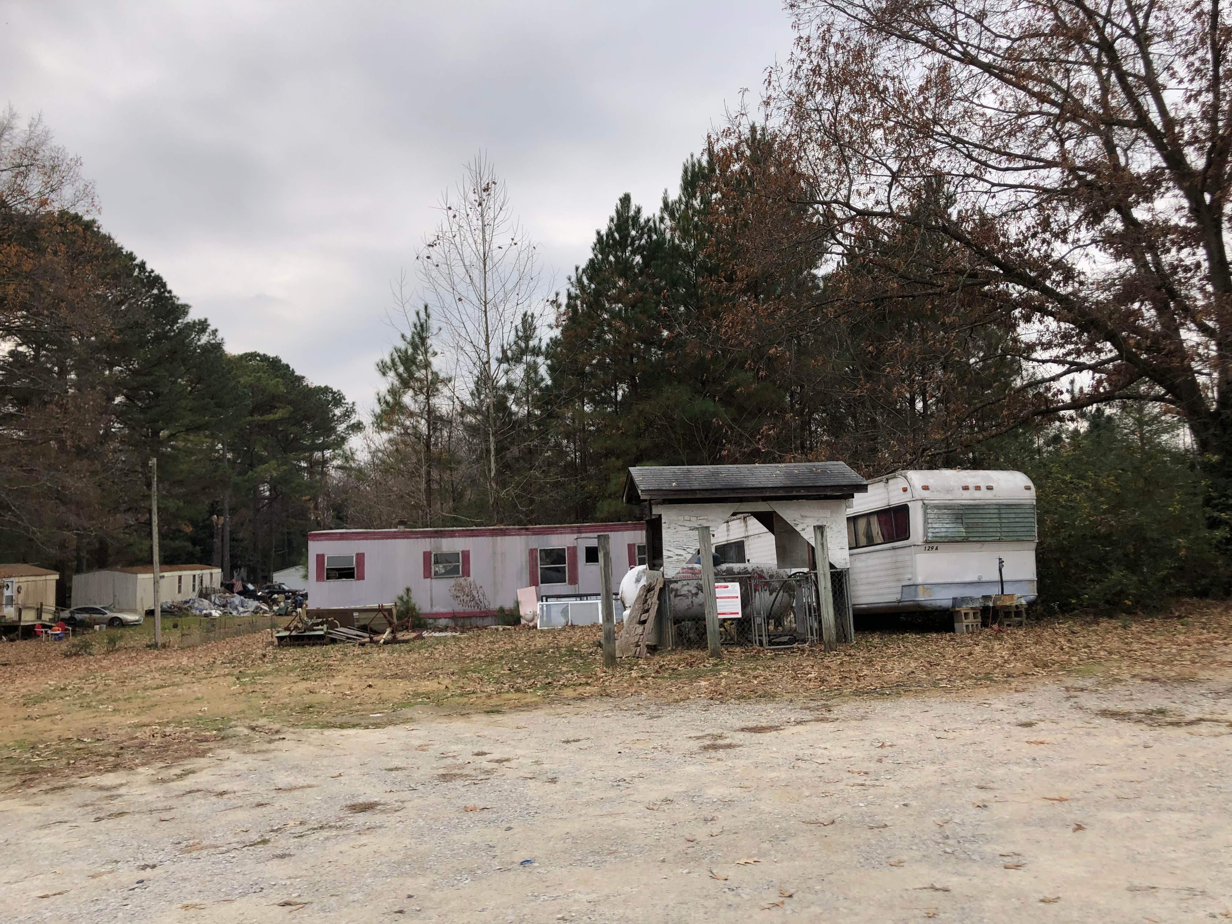 Camping near Pinson Mounds Group Camp — Pinson Mounds State Archaeological Park: Whispering Pines RV Park, Jackson, Tennessee