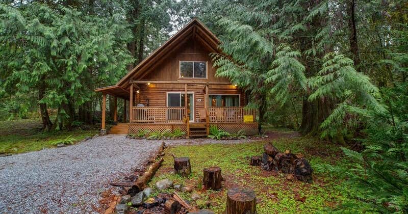 Calbind 17g Camper-Submitted Photos of Mt. Baker Lodging - Cabin #17 - Log Cabin ...