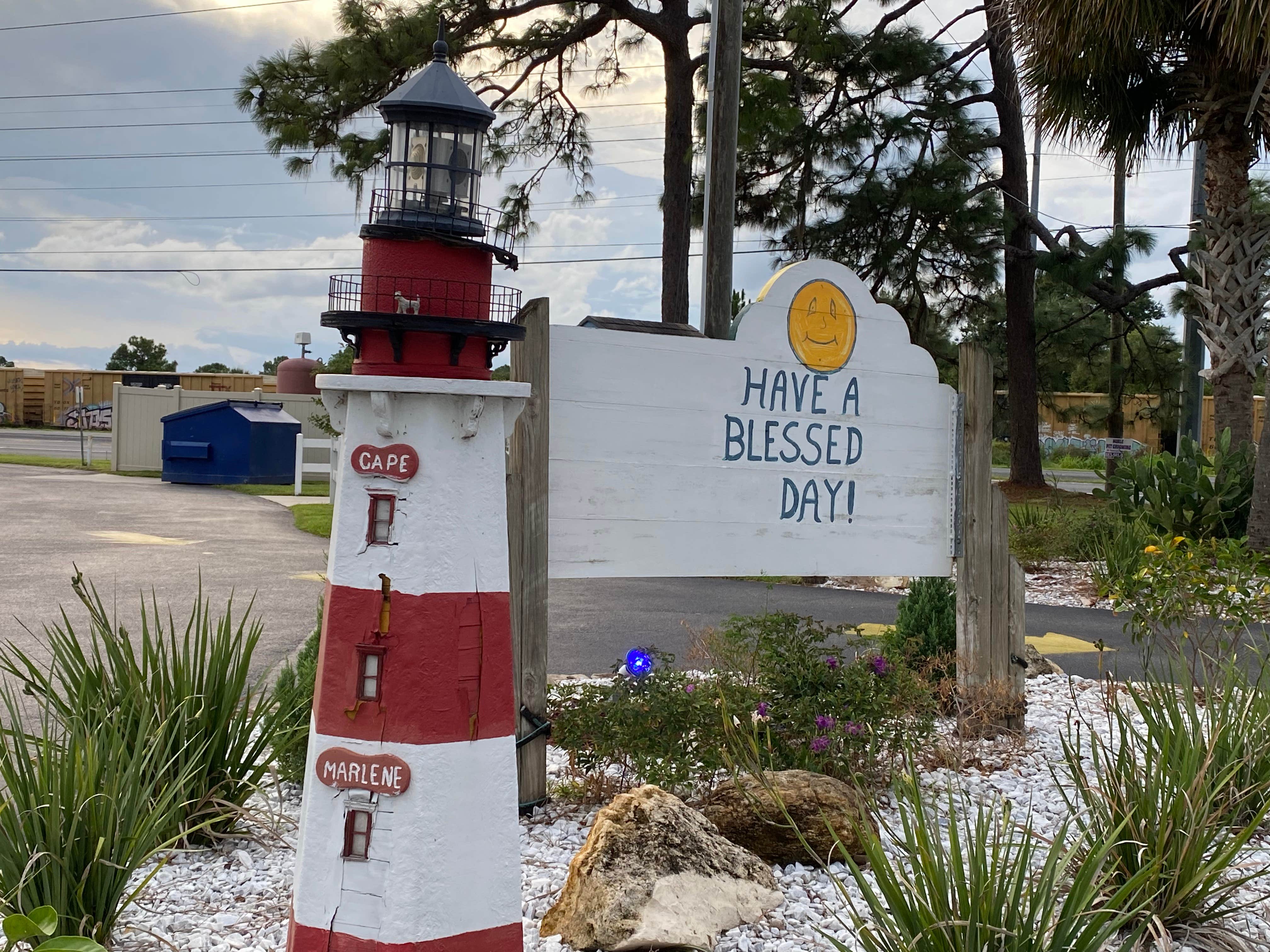 Camping near Ocala Forest Campground: Lakeside RV Park, Umatilla, Florida