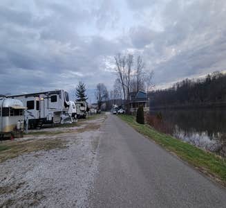 Camper-submitted photo from Harris RV Park