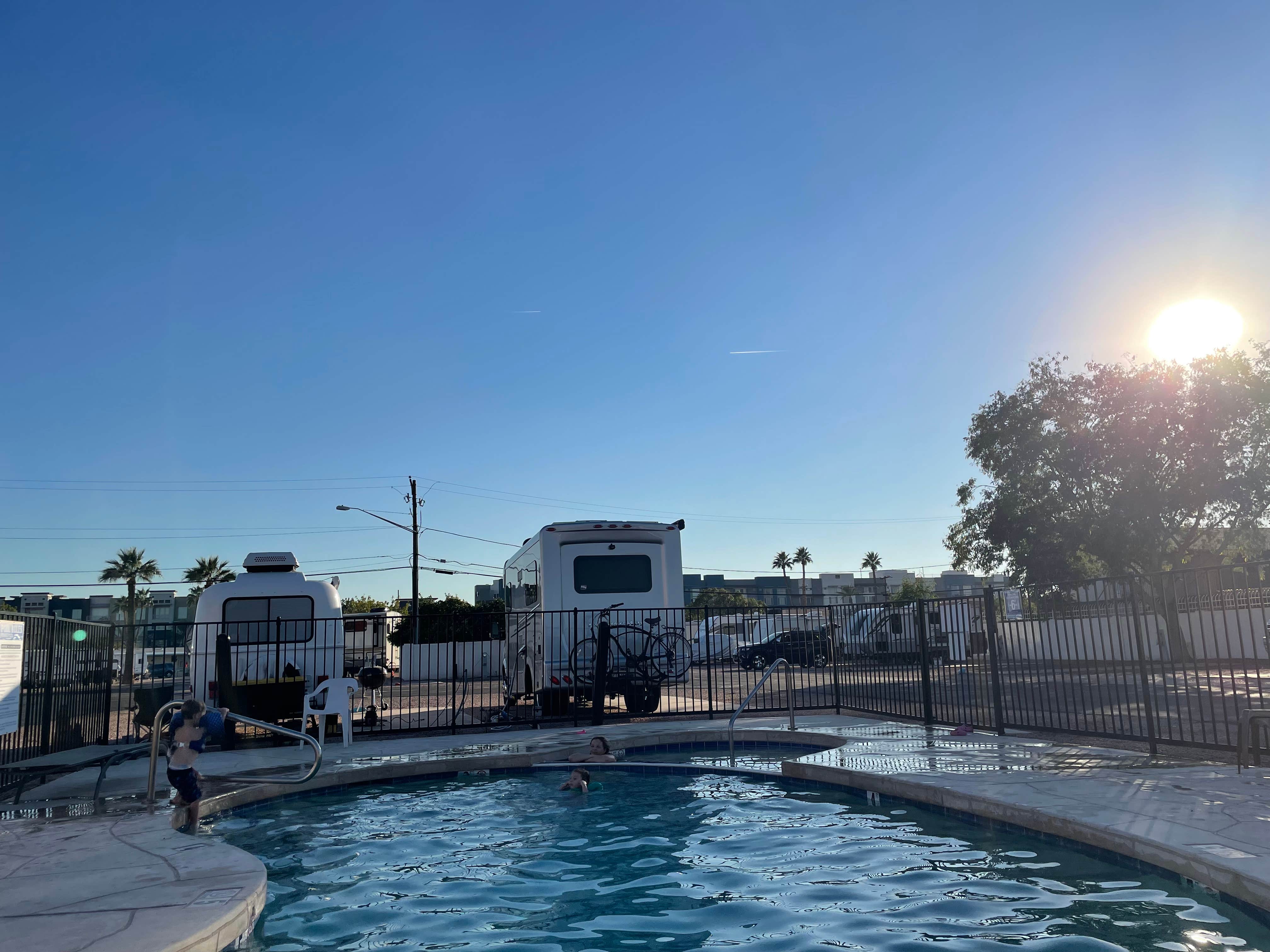 Camper submitted image from Apache Palms RV Park - PERMANENTLY CLOSED - 5