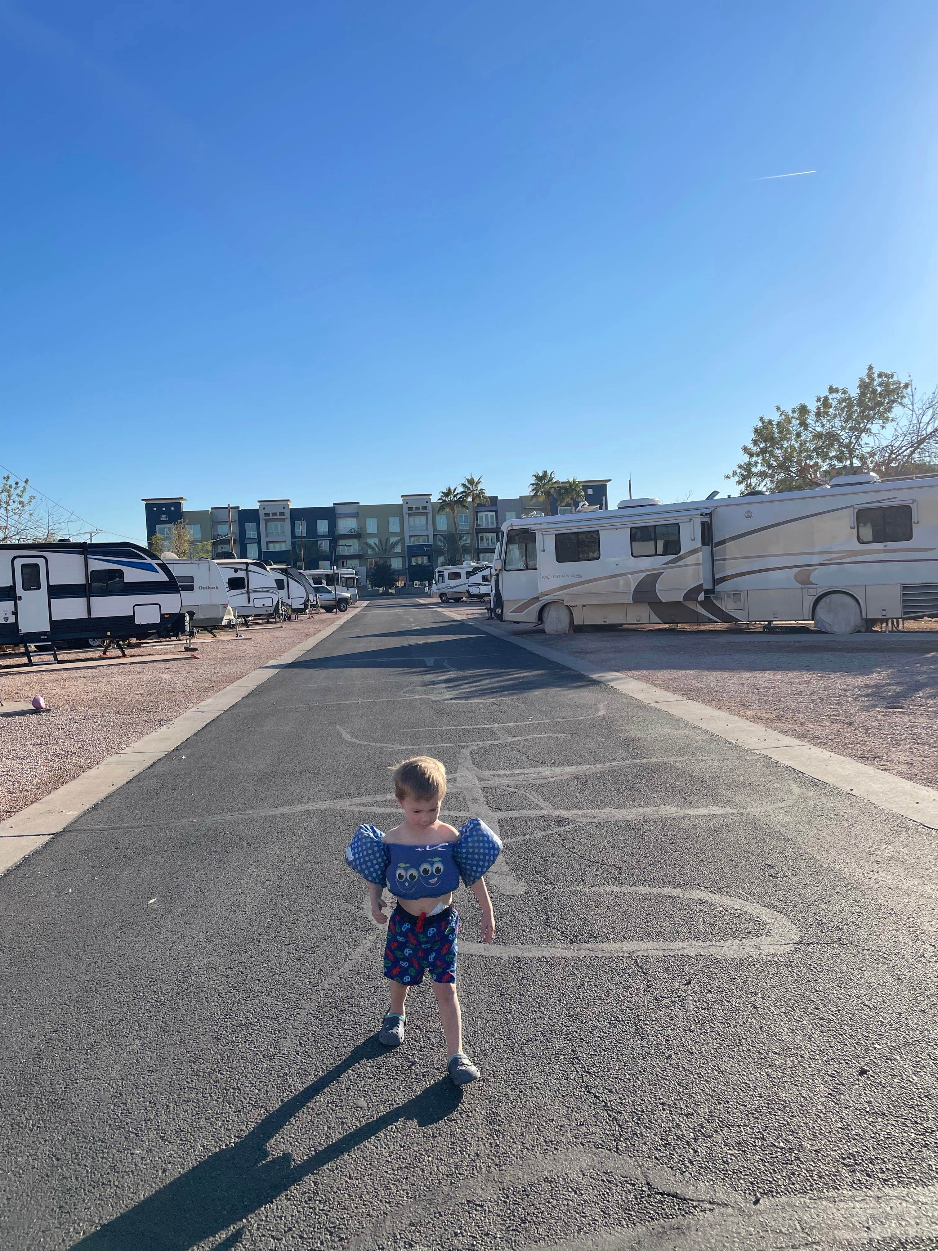 Camper submitted image from Apache Palms RV Park - 4