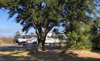 Camping near Ocracoke Campground — Cape Hatteras National Seashore: Island Hide-A-Way Campground, Buxton, North Carolina