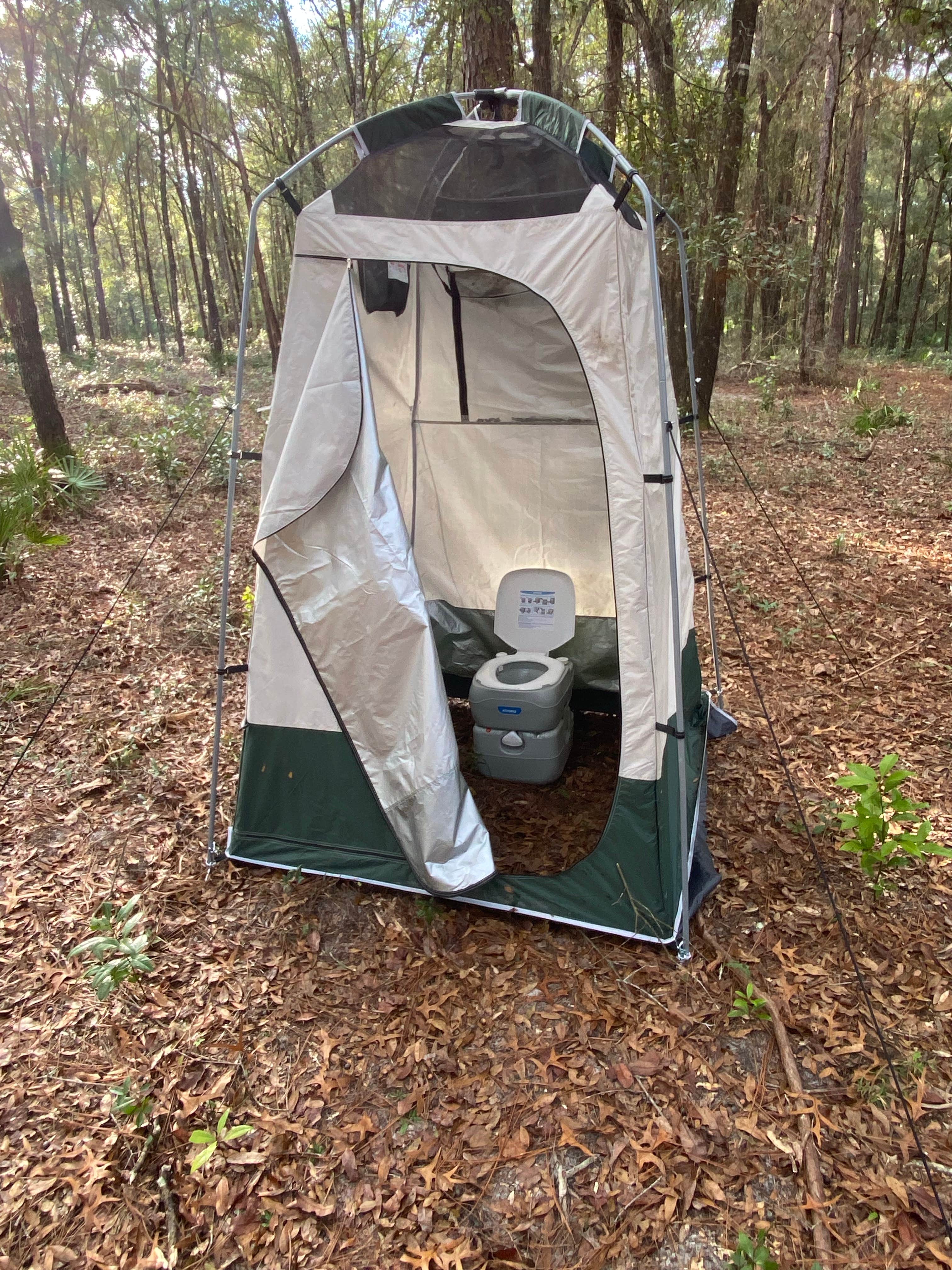 Jhoan R.'s photo of tent camping at Fine Life World near Starke, FL