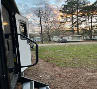 Camper-submitted photo from Night RV Park