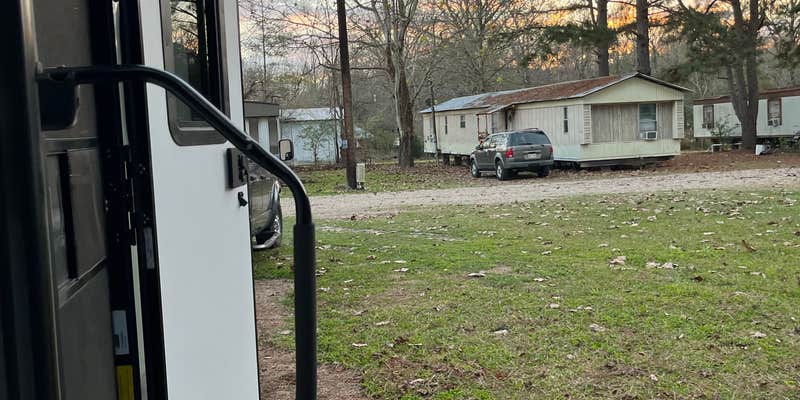 Camper submitted image from Shelby J's RV Park