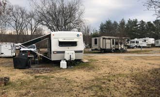 Camping near Davy Crockett Birthplace State Park Campground: Around Pond RV Park, Greeneville, Tennessee